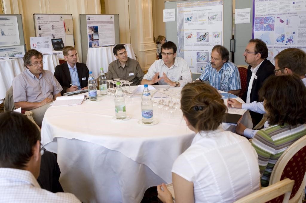 Round tables give everyone equal seating status. If possible, potential antagonists should sit side by side, not across from one another. Source: HEEB (2009) 